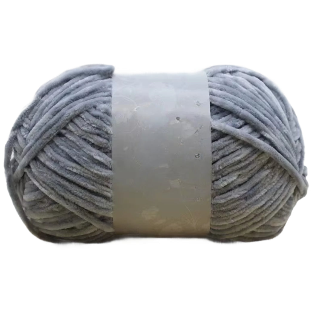 Chenille Yarn, Soft Worsted Weight Velvet Yarn, 100g/3.53oz 175 yards