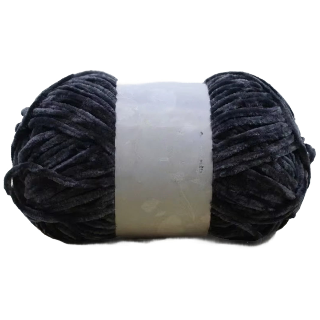 Chenille Yarn, Soft Worsted Weight Velvet Yarn, 100g/3.53oz 175 yards