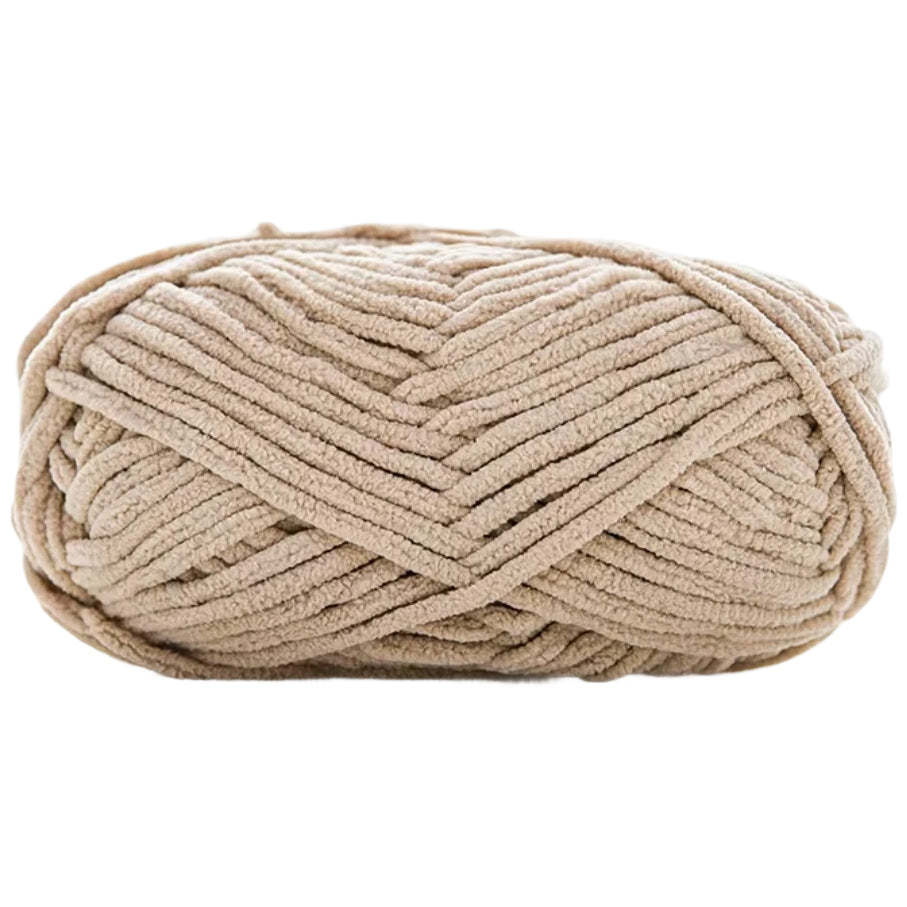Soft Velvet Chenille Yarn for Crocheting, 100g/3.53oz, 74.3 Yards, Baby Blanket Yarn