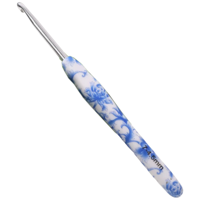 Ergonomic Crochet Hook with Blue White Porcelain Handle for Knitting & Crocheting