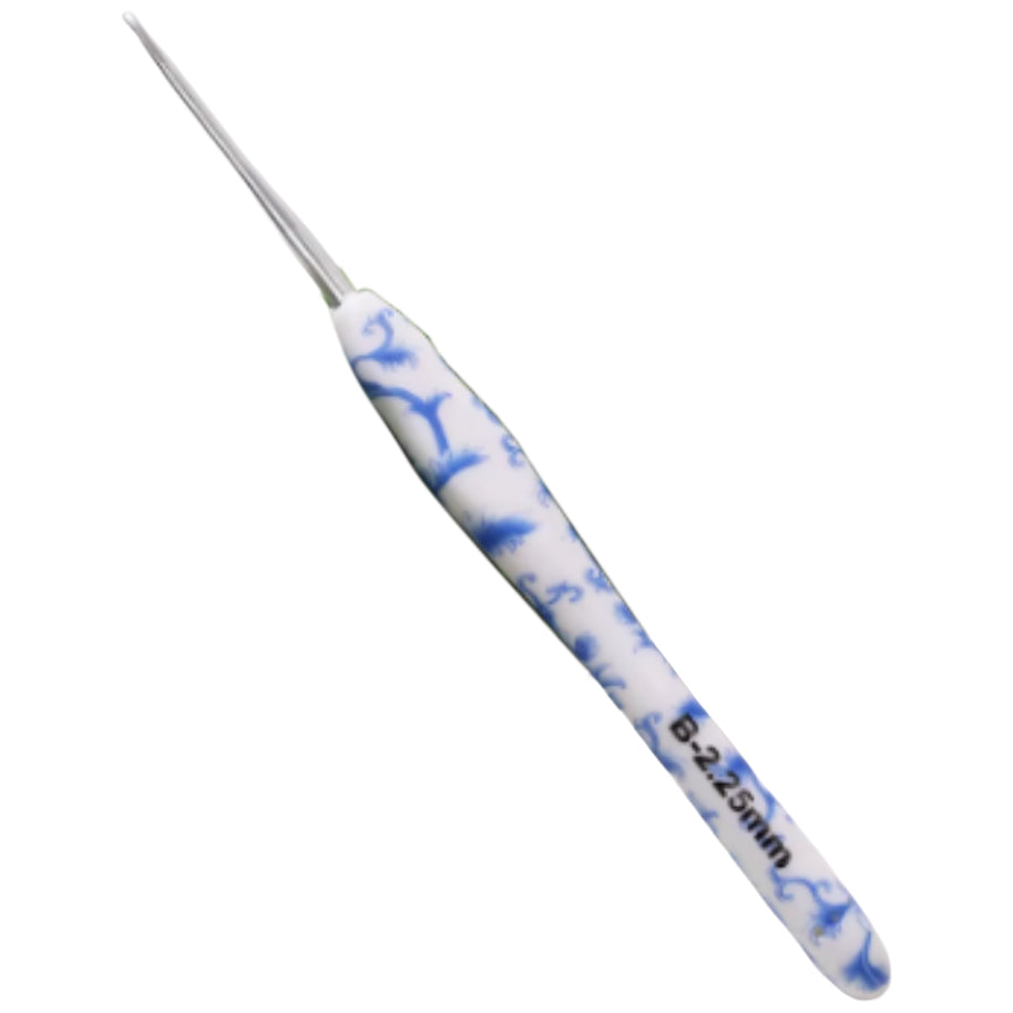 Ergonomic Crochet Hook with Blue White Porcelain Handle for Knitting & Crocheting